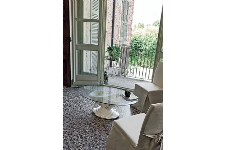 Tavolino classico in pietra e vetro Barocco con dettagli dorati di Target Point