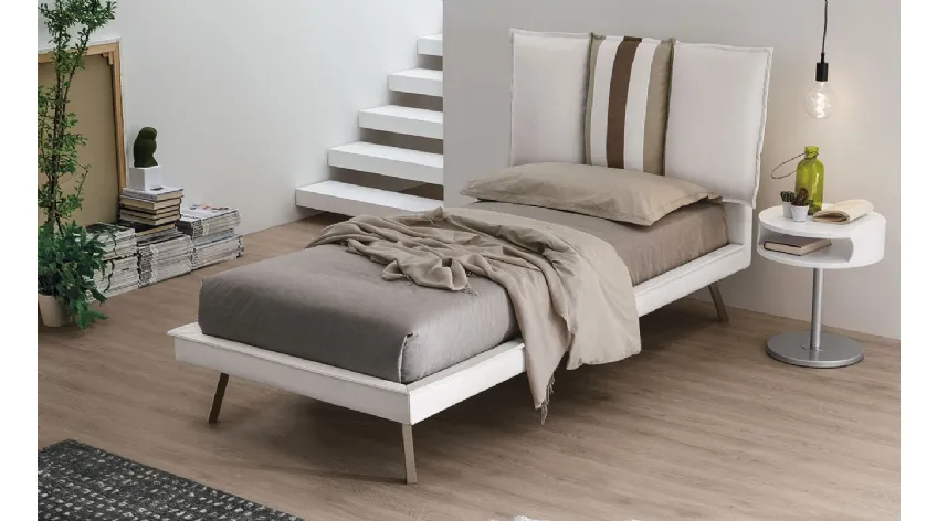 Letto singolo moderno in tessuto imbottito con cuscinatura multicolore Darwin di Target Point